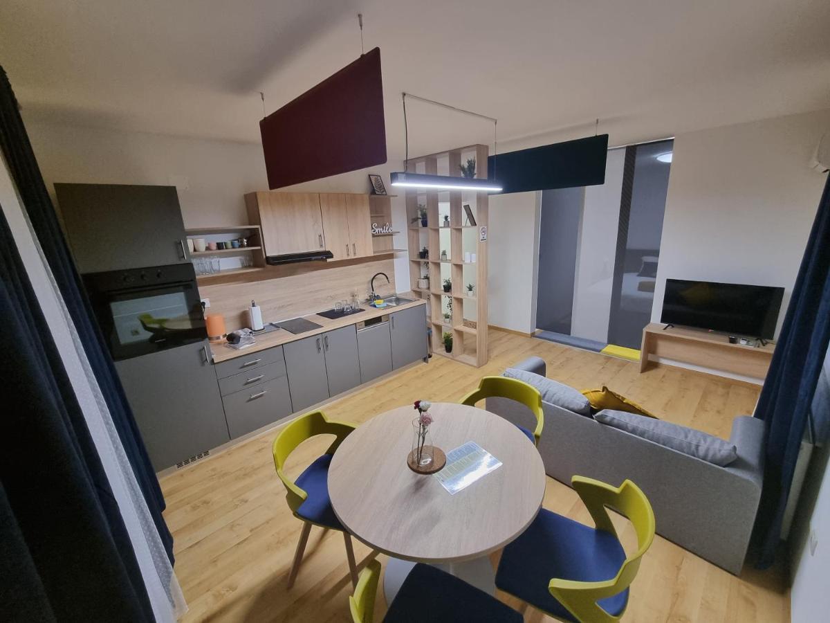 Kfn Concept One Apartamento Zagreb Exterior foto